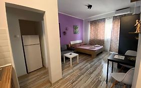 Purple Studio Old Town Ultracental